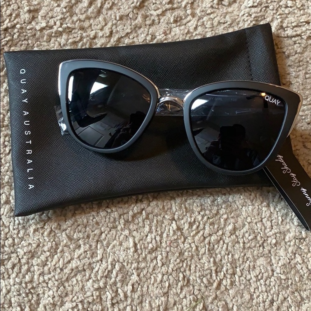 Quay black sunglasses